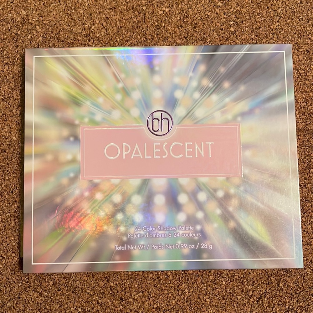 BH Cosmetics - Opalescent Eyeshadow Pallette